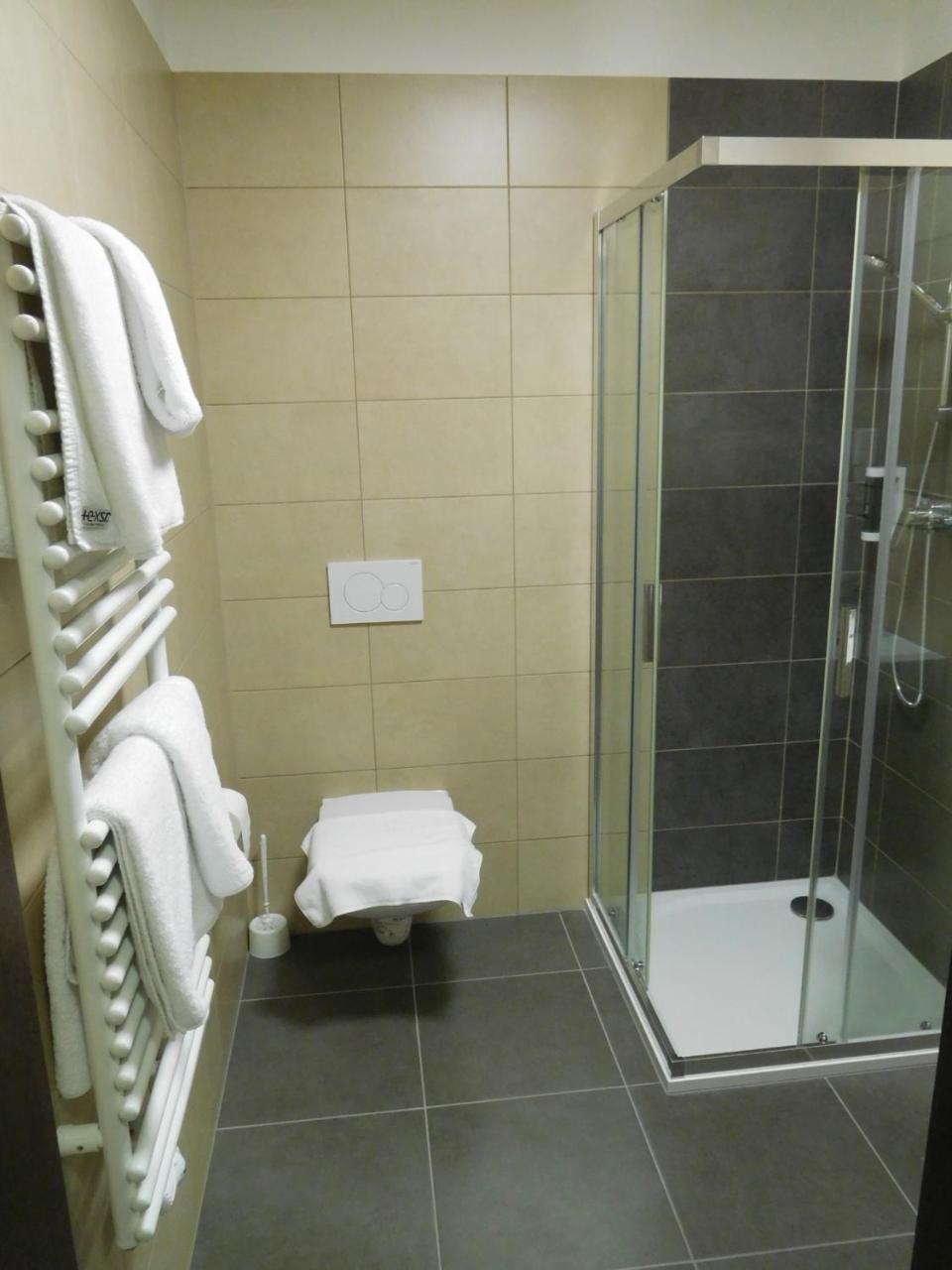 Hotel Fabrika Uherske Hradiste Bagian luar foto